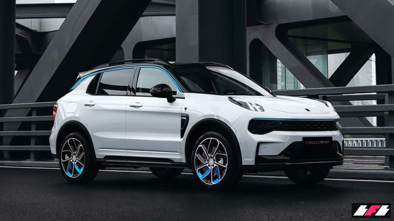 2025_lynk&co_01_PHEV02