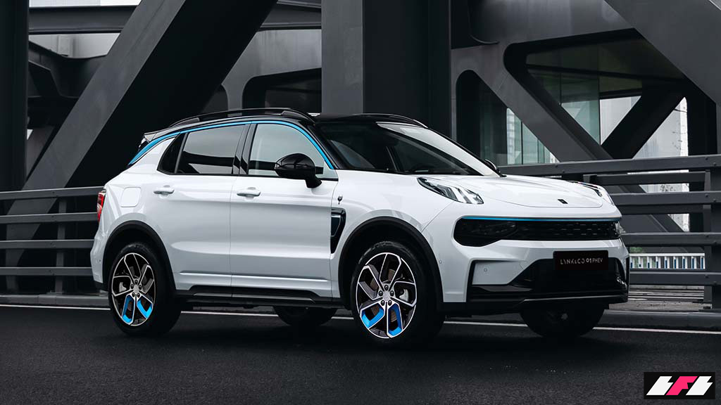 2025_lynk&co_01_PHEV02